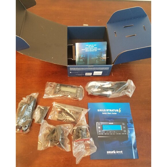 Sirius SDSV6V1 Stratus 6  Satellite Radio Receiver Vehicle Kit - Picture 4 of 5